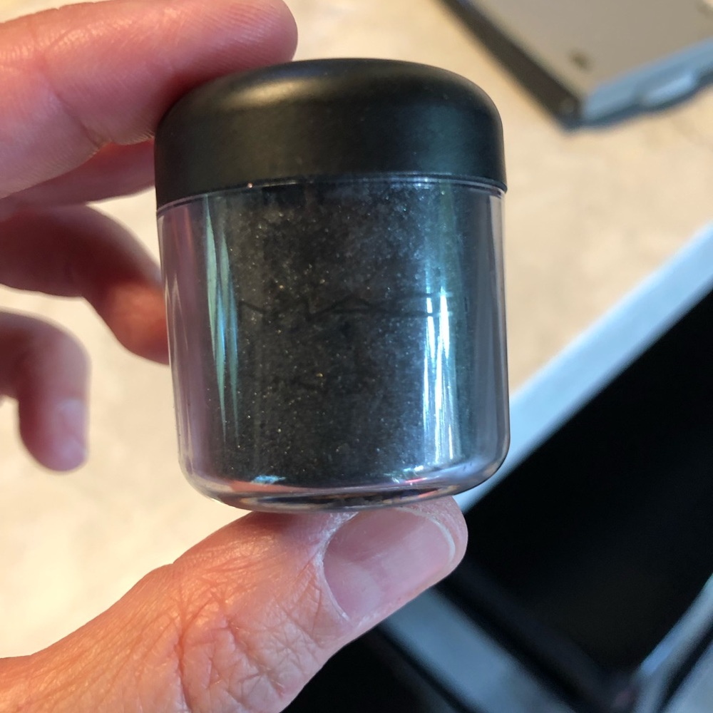 MAC Pigment Powder Color Eyeshadows